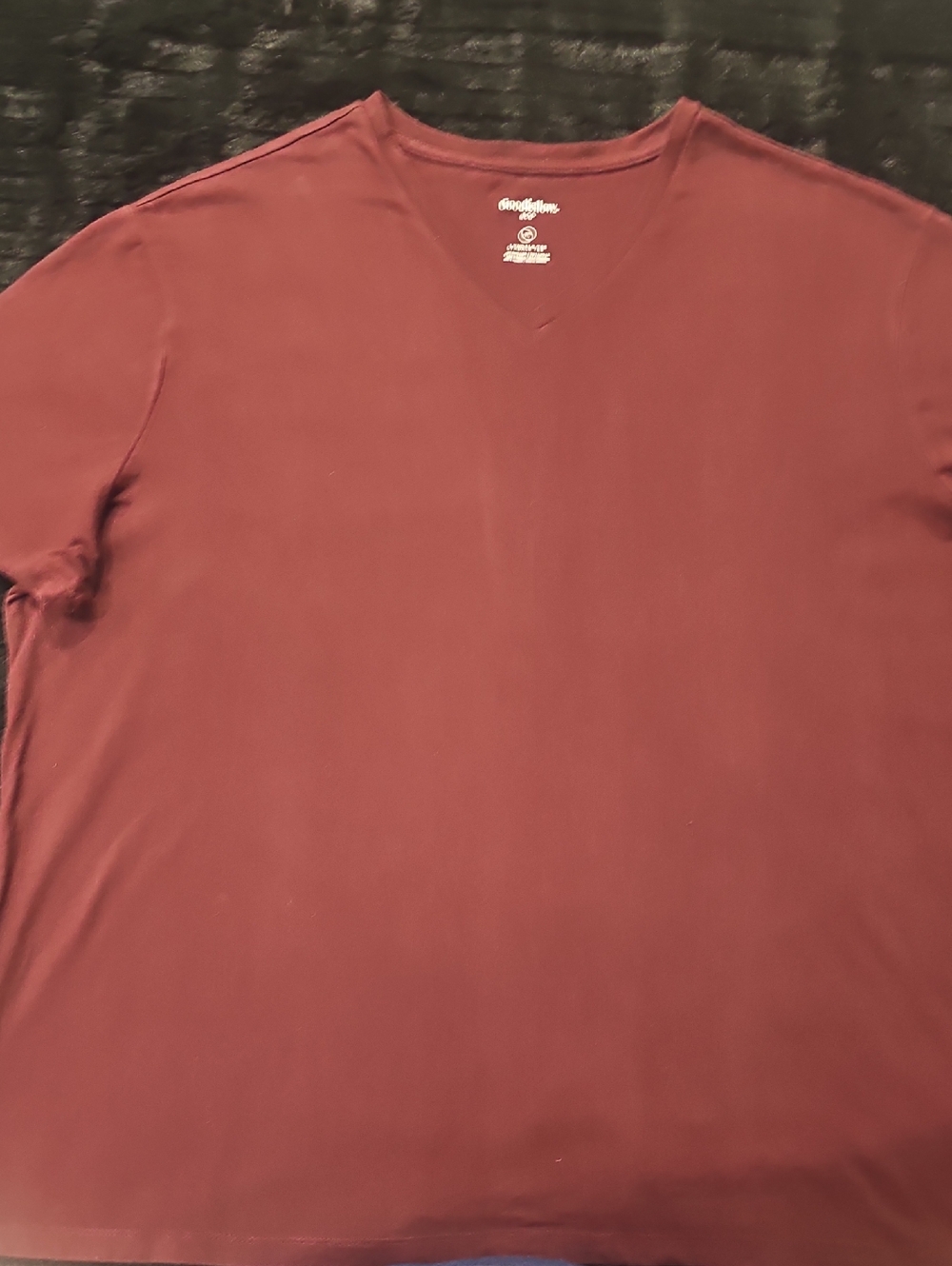 Goodfellow & Co Burgundy V-Neck Tee